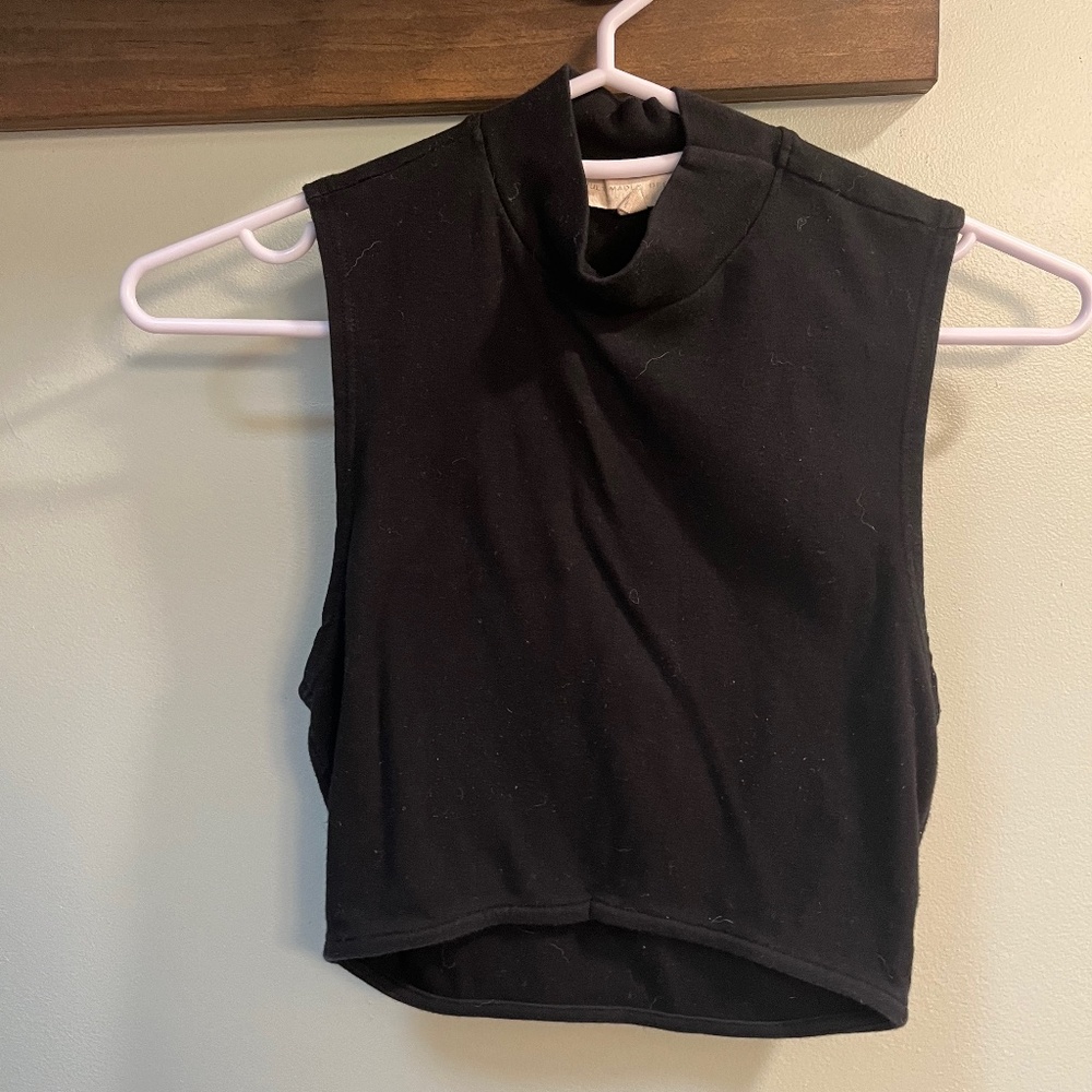 Urban Outfitters: Truly Madly Deeply Crop Tank SZ: XS